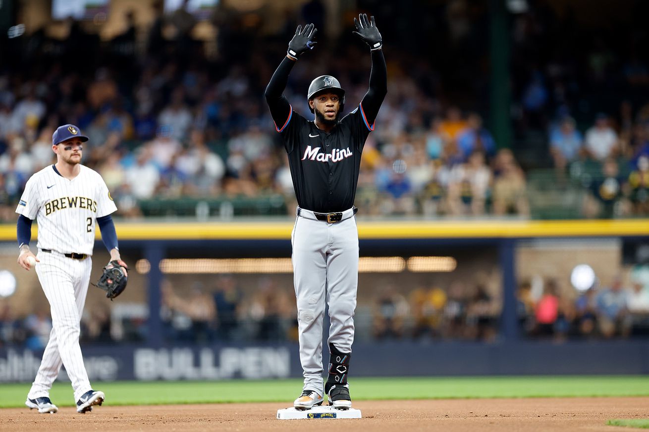 Miami Marlins v Milwaukee Brewers