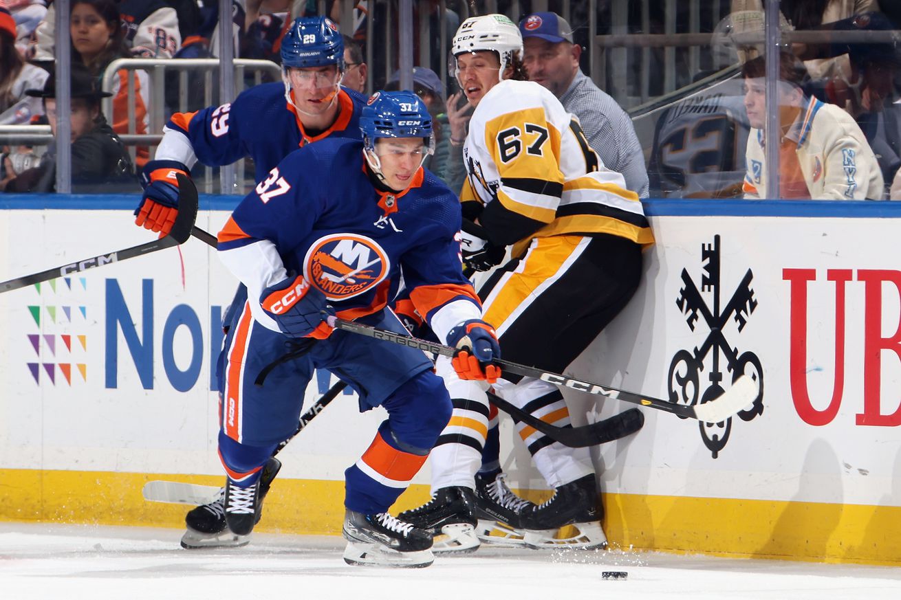 Pittsburgh Penguins v New York Islanders