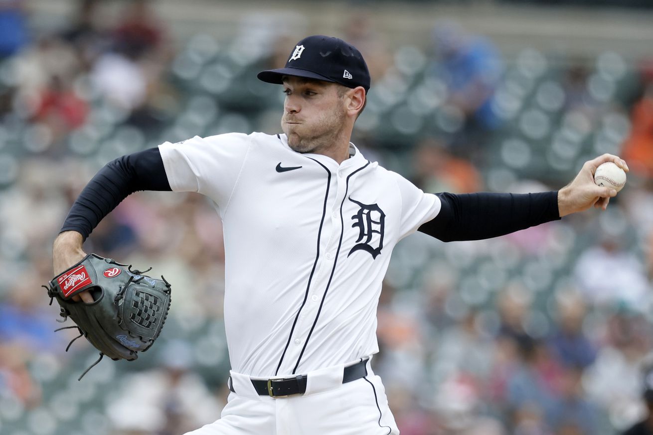 Los Angeles Angels v Detroit Tigers