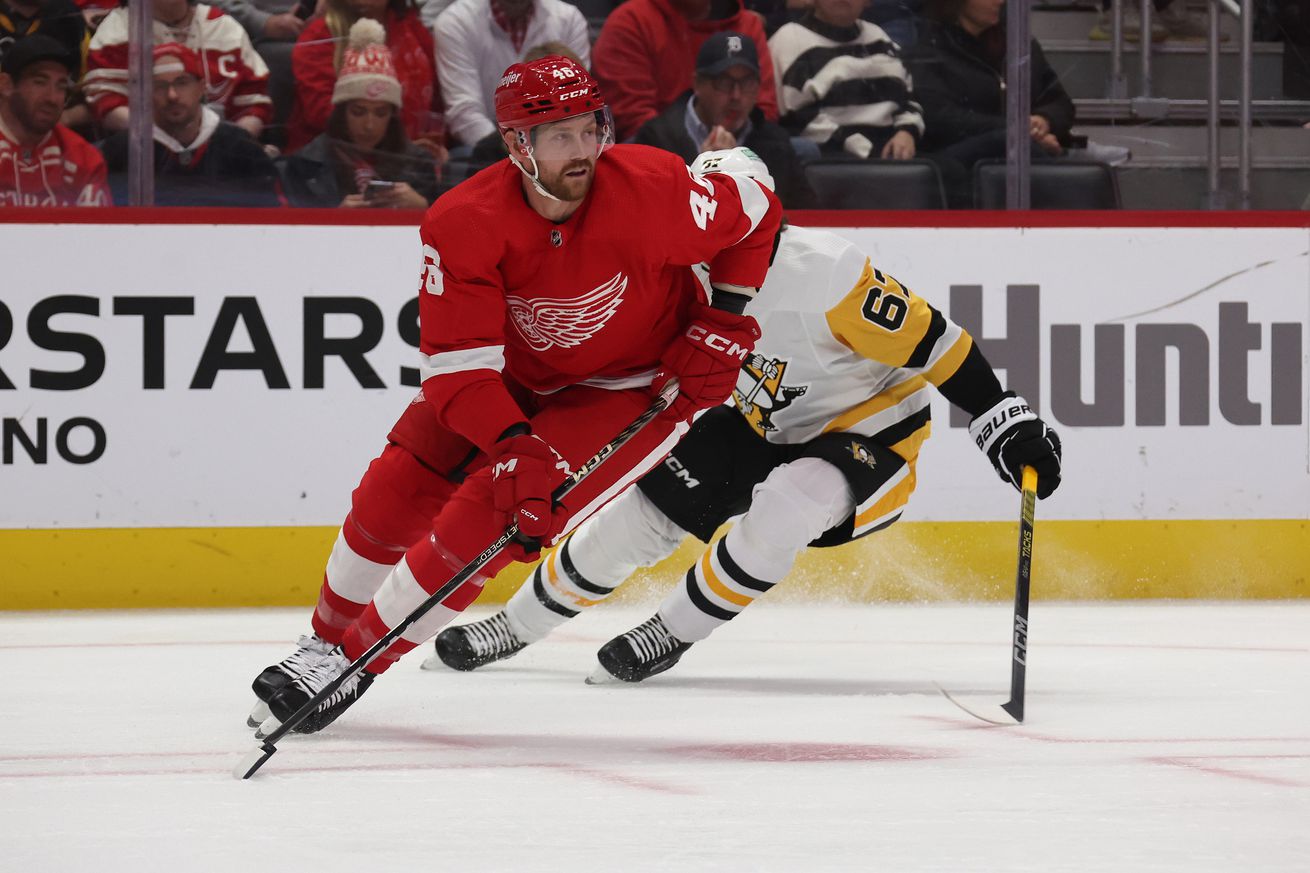 Pittsburgh Penguins v Detroit Red Wings