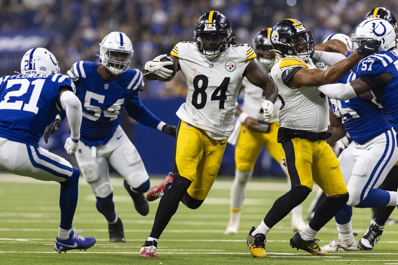 Pittsburgh Steelers v Indianapolis Colts