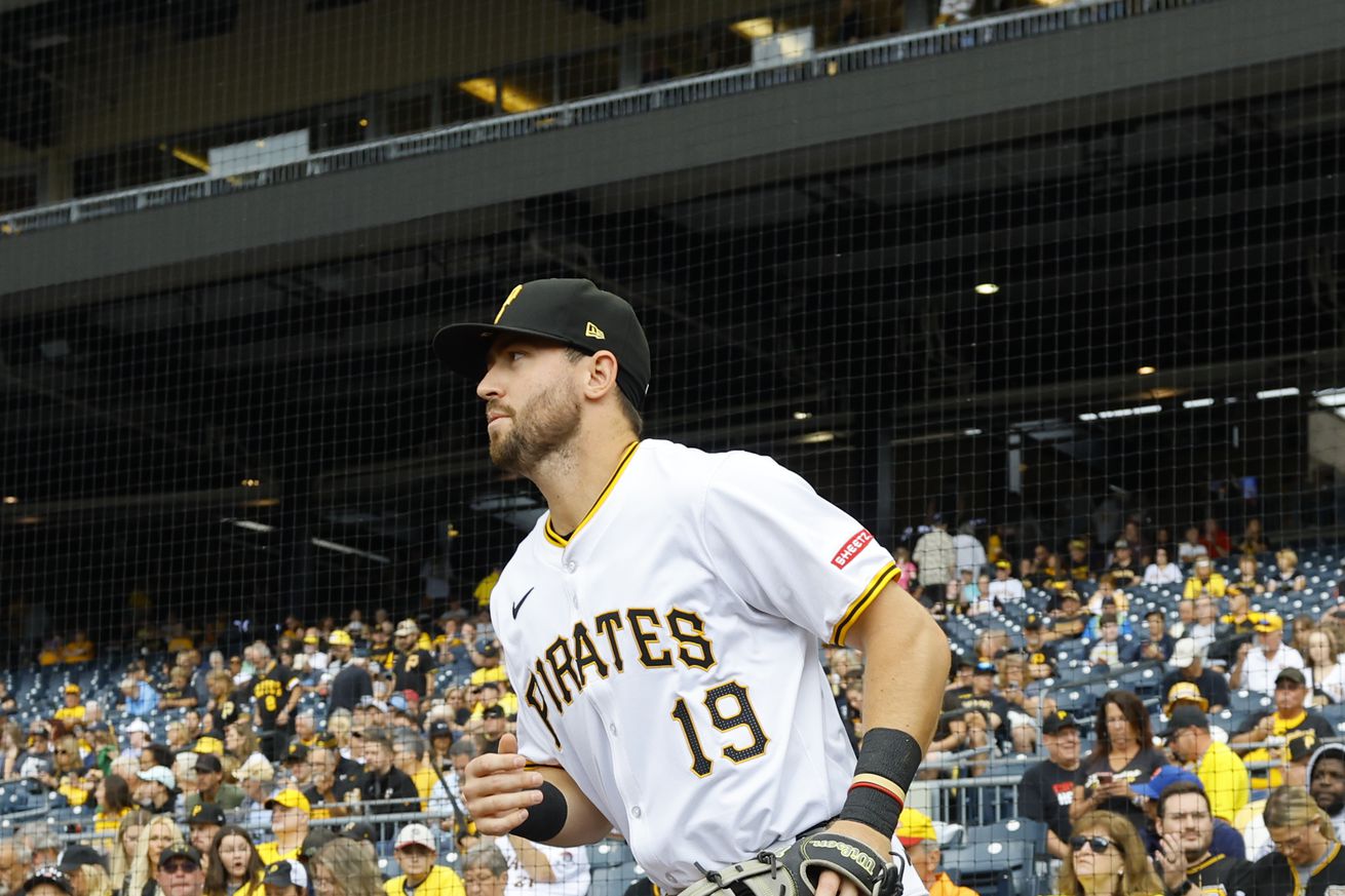 Milwaukee Brewers v Pittsburgh Pirates