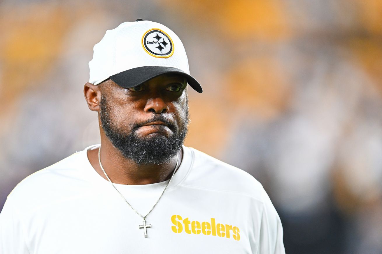 Head coach Mike Tomlin of the Pittsburgh Steelers looks on before the game against the Dallas Cowboys at Acrisure Stadium on October 06, 2024 in Pittsburgh, Pennsylvania.     