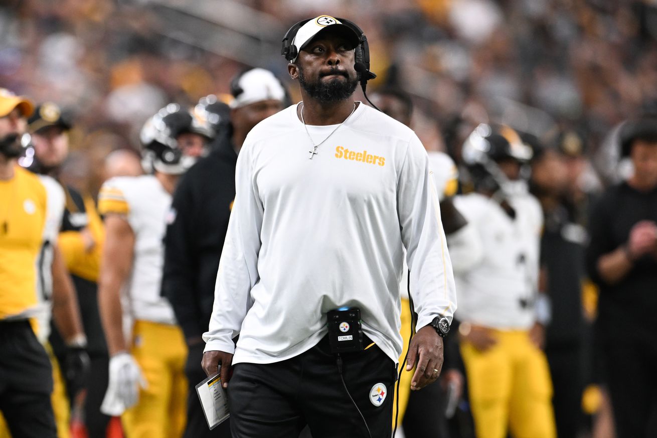 Pittsburgh Steelers head coach Mike Tomlin looks on during the fourth quarter of a game against the Las Vegas Raiders at Allegiant Stadium on October 13, 2024 in Las Vegas, Nevada.