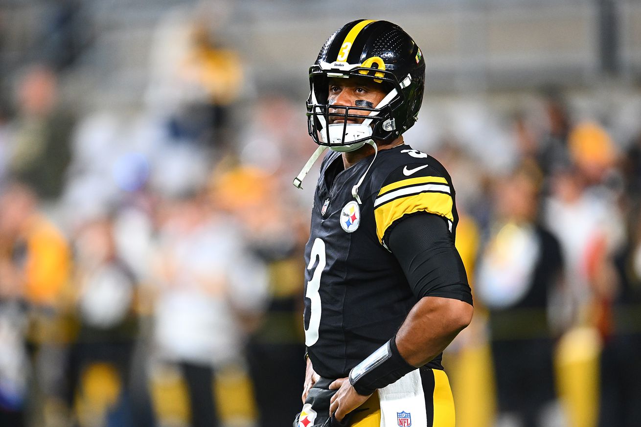 Russell Wilson #3 of the Pittsburgh Steelers warms uo prior to the game against the Dallas Cowboys at Acrisure Stadium on October 6, 2024 in Pittsburgh, Pennsylvania.