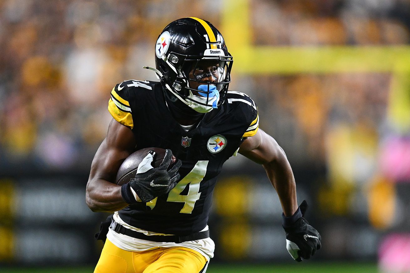 George Pickens #14 of the Pittsburgh Steelers in action during the game against the Dallas Cowboys at Acrisure Stadium on October 6, 2024 in Pittsburgh, Pennsylvania.