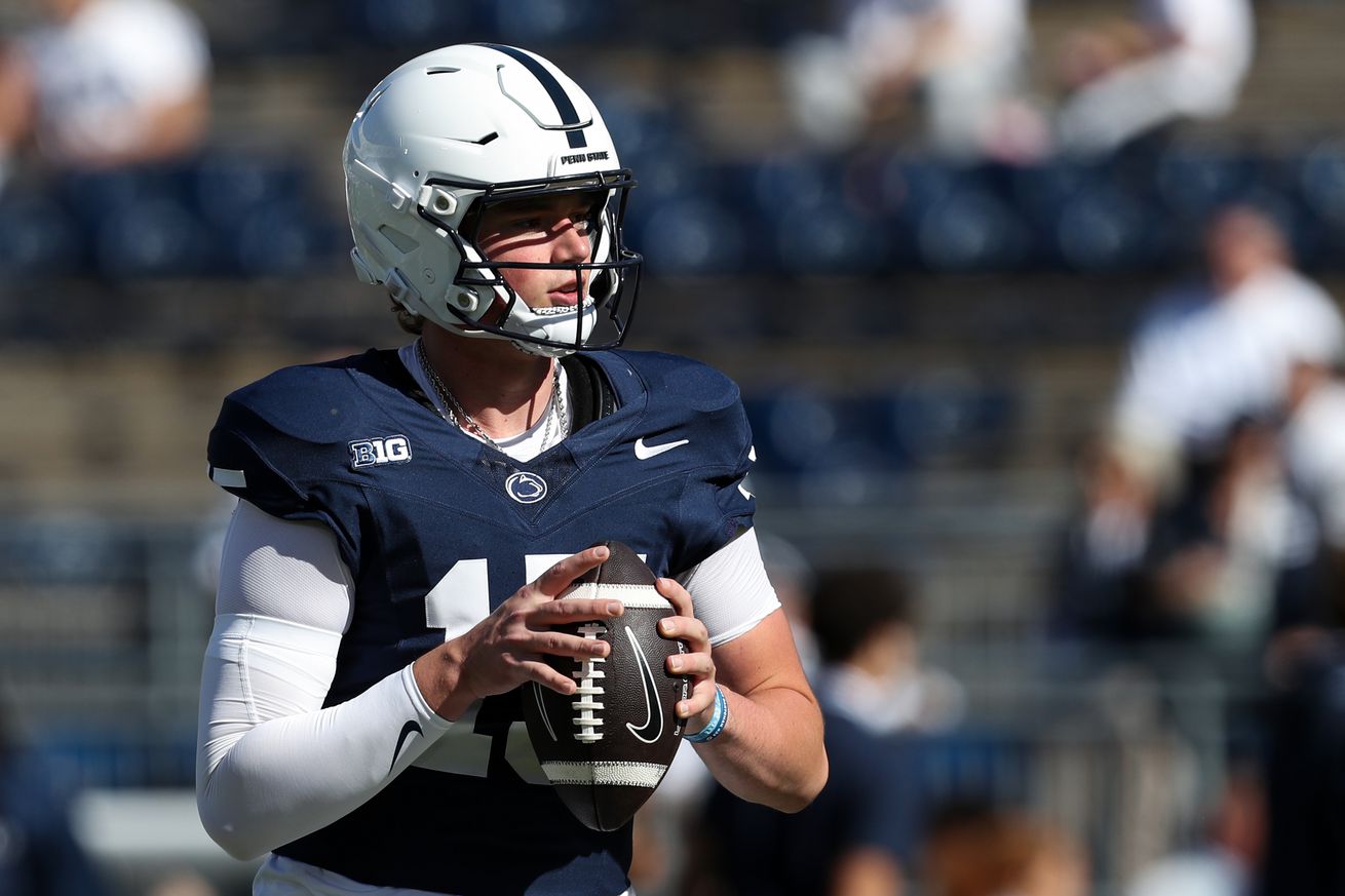 NCAA Football: UCLA at Penn State