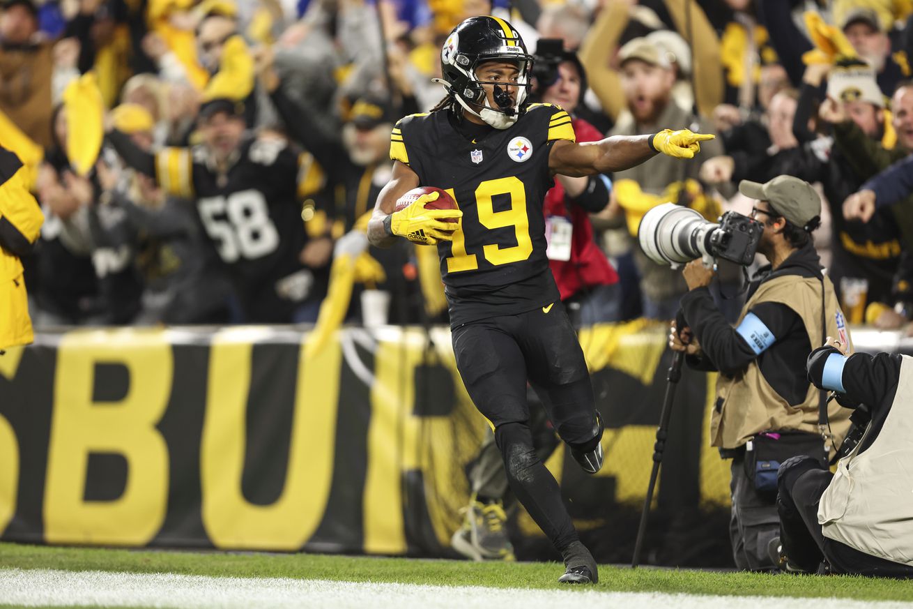 Pittsburgh Steelers wide receiver Calvin Austin III celebrates following his touchdown score in a primetime contest with the New York Giants from Acrisure Stadium.