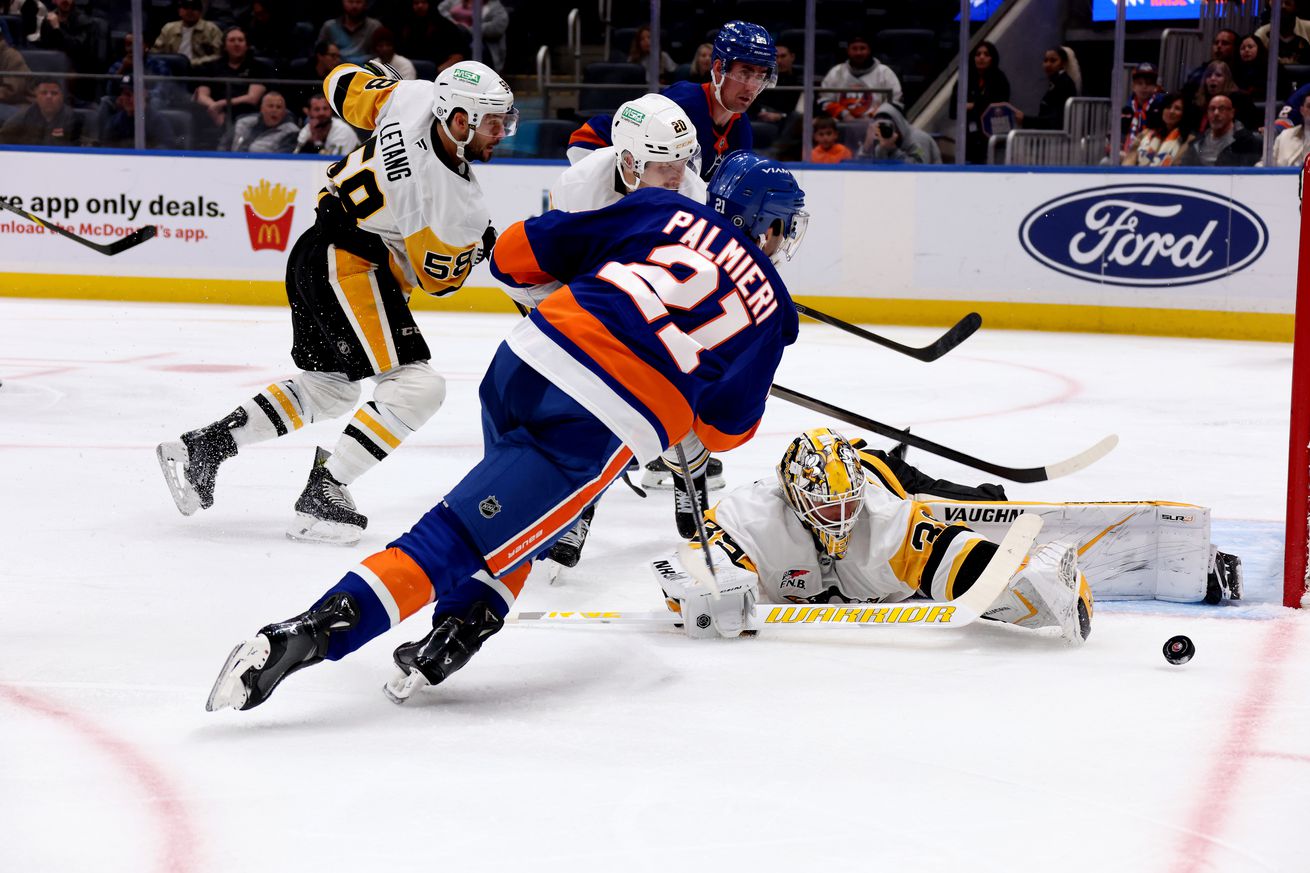 Pittsburgh Penguins v New York Islanders