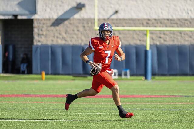 Duquesne quarterback Darius Perrantes