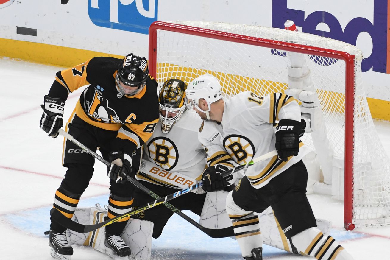 NHL: Boston Bruins at Pittsburgh Penguins