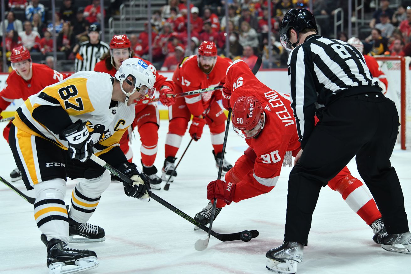 NHL: APR 23 Penguins at Red Wings