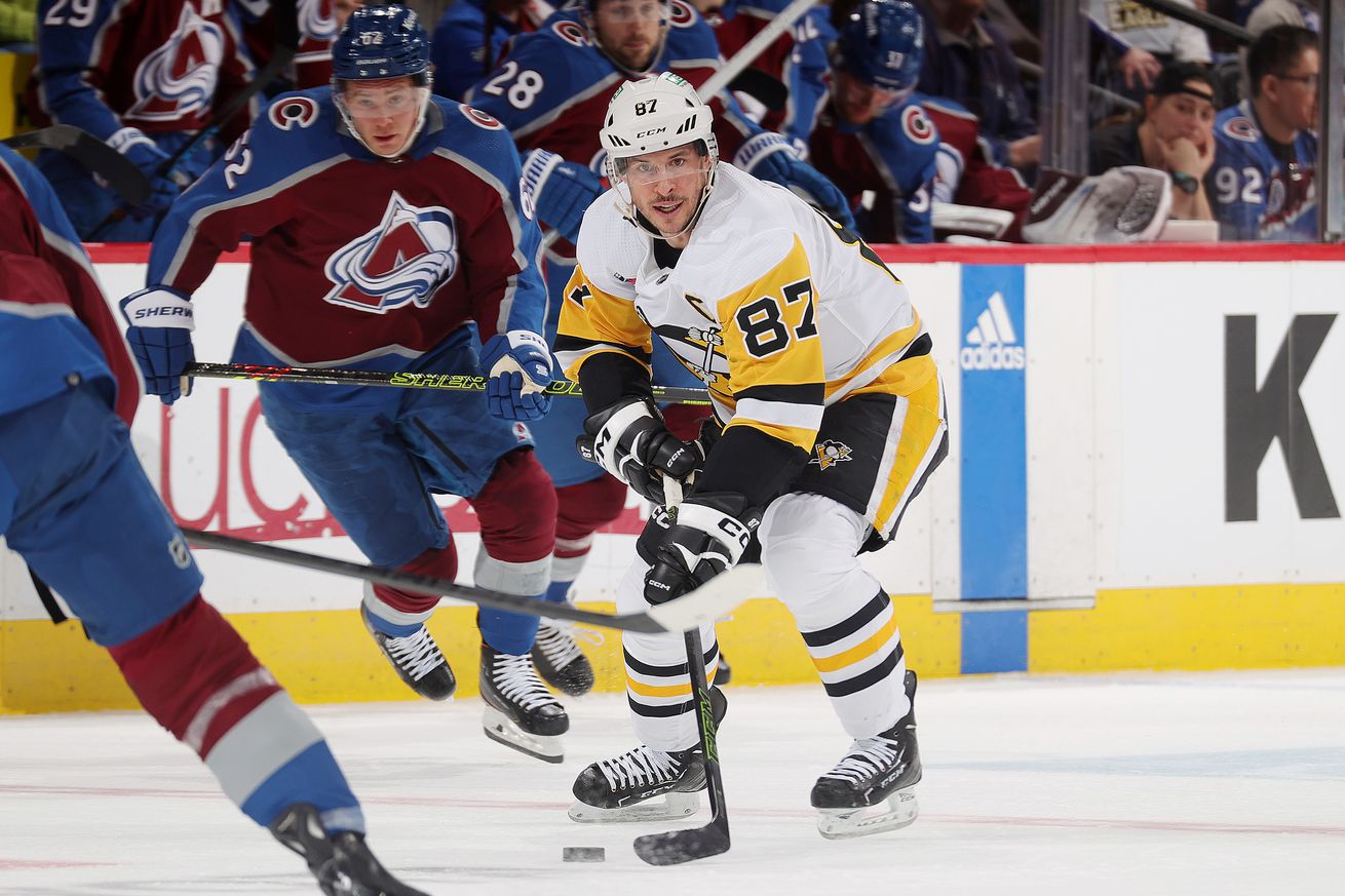 Pittsburgh Penguins v Colorado Avalanche