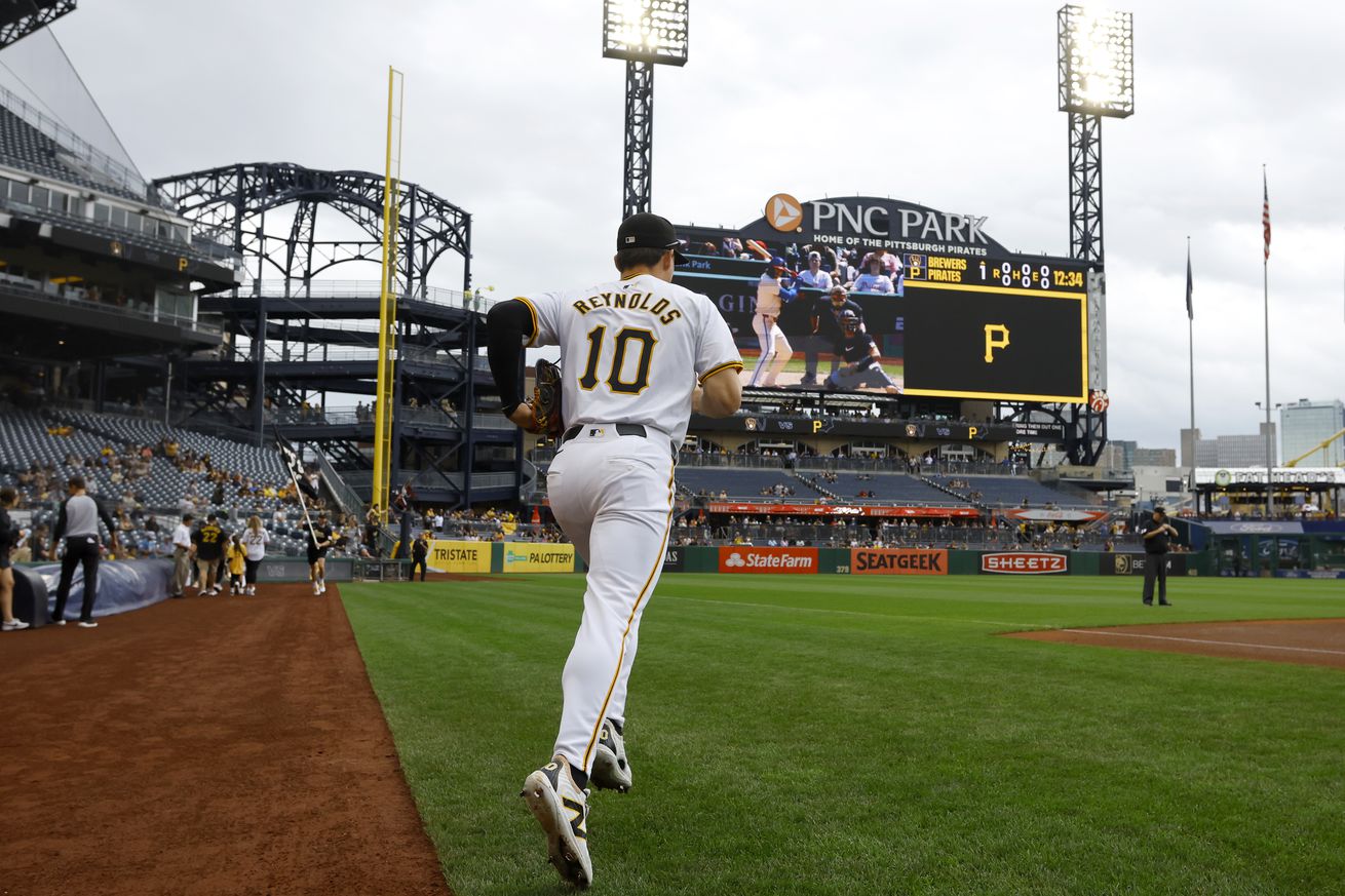 Milwaukee Brewers v Pittsburgh Pirates