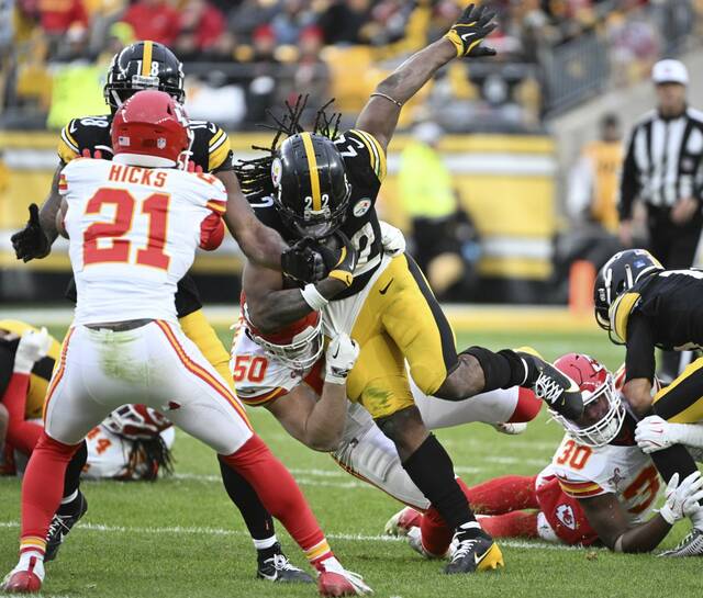 Steelers running back Najee Harris with a fourth-quarter run against the Chiefs Wednesday Dec. 25, 2024 at Acrisure Stadium.