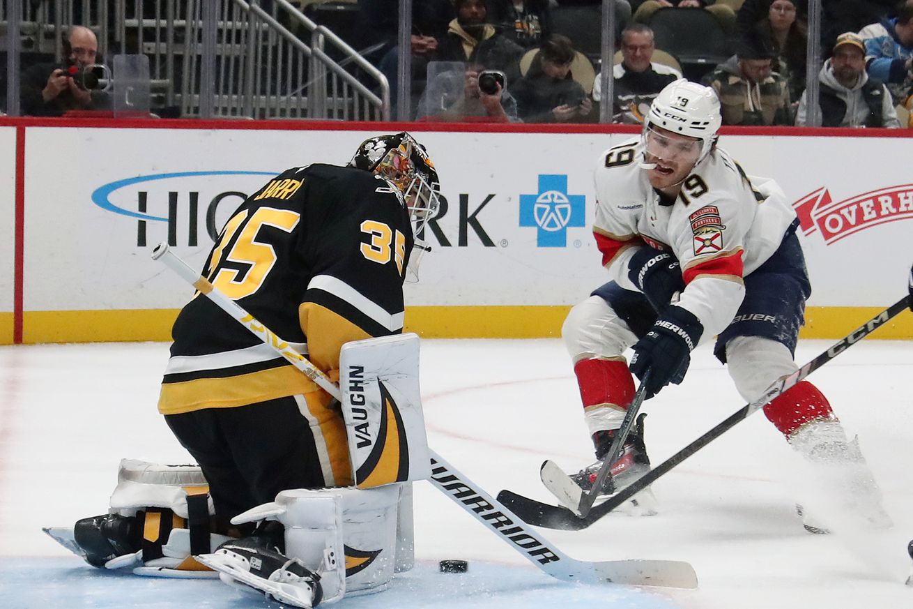 NHL: Florida Panthers at Pittsburgh Penguins