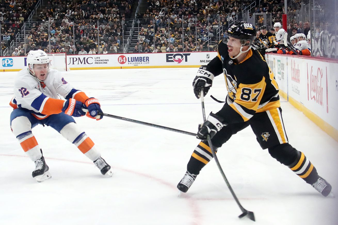 NHL: New York Islanders at Pittsburgh Penguins