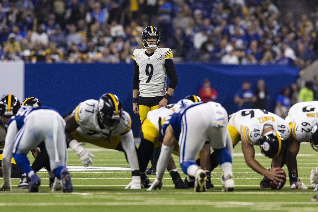 Chris Boswell #9 of the Pittsburgh Steelers kicks a field goal during the first half of the game agaisnt the Indianapolis Colts at Lucas Oil Stadium on September 29, 2024 in Indianapolis, Indiana. The Colts beat the Steelers 27-24.