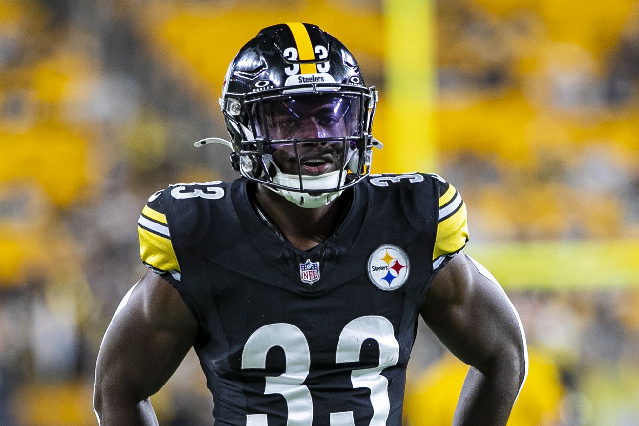 Pittsburgh Steelers running back Aaron Shampklin (33) looks on during the regular season NFL football game between the Dallas Cowboys and Pittsburgh Steelers on October 06, 2024 at Acrisure Stadium in Pittsburgh, PA.