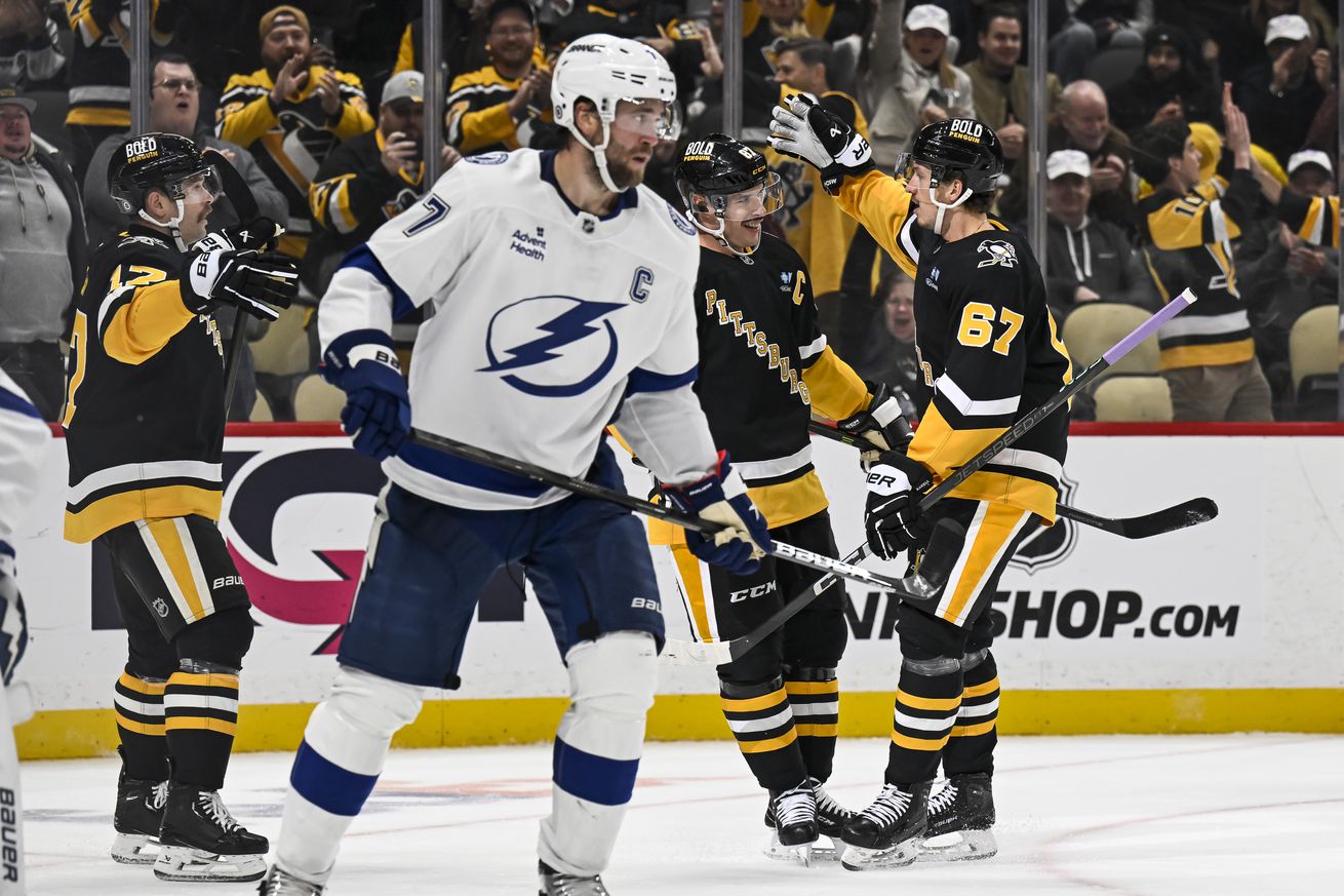 NHL: NOV 19 Lightning at Penguins