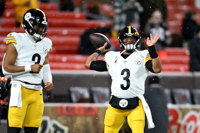 Russell Wilson #3 of the Pittsburgh Steelers warms up prior to the game against the Cleveland Browns at Huntington Bank Field on November 21, 2024 in Cleveland, Ohio.