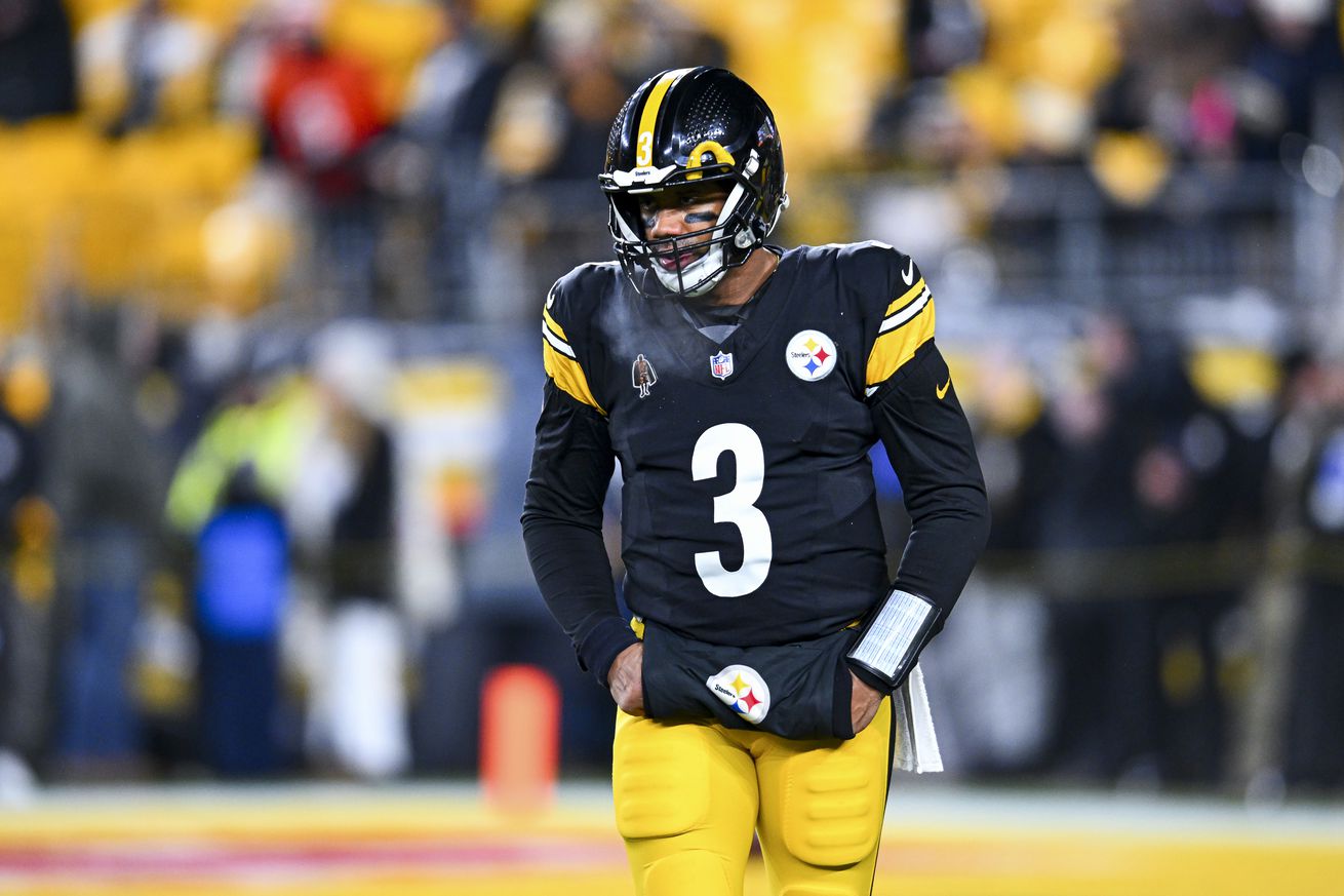 Russell Wilson #3 of the Pittsburgh Steelers looks on before a game against the Cincinnati Bengals at Acrisure Stadium on January 04, 2025 in Pittsburgh, Pennsylvania.