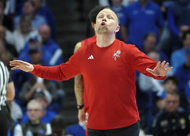 Louisville coach Pat Kelsey attributes his coaching success to playing for and working under Carnegie native Skip Prosser.