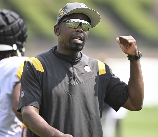 Grady Brown has coached the Steelers secondary for the past four seasons.