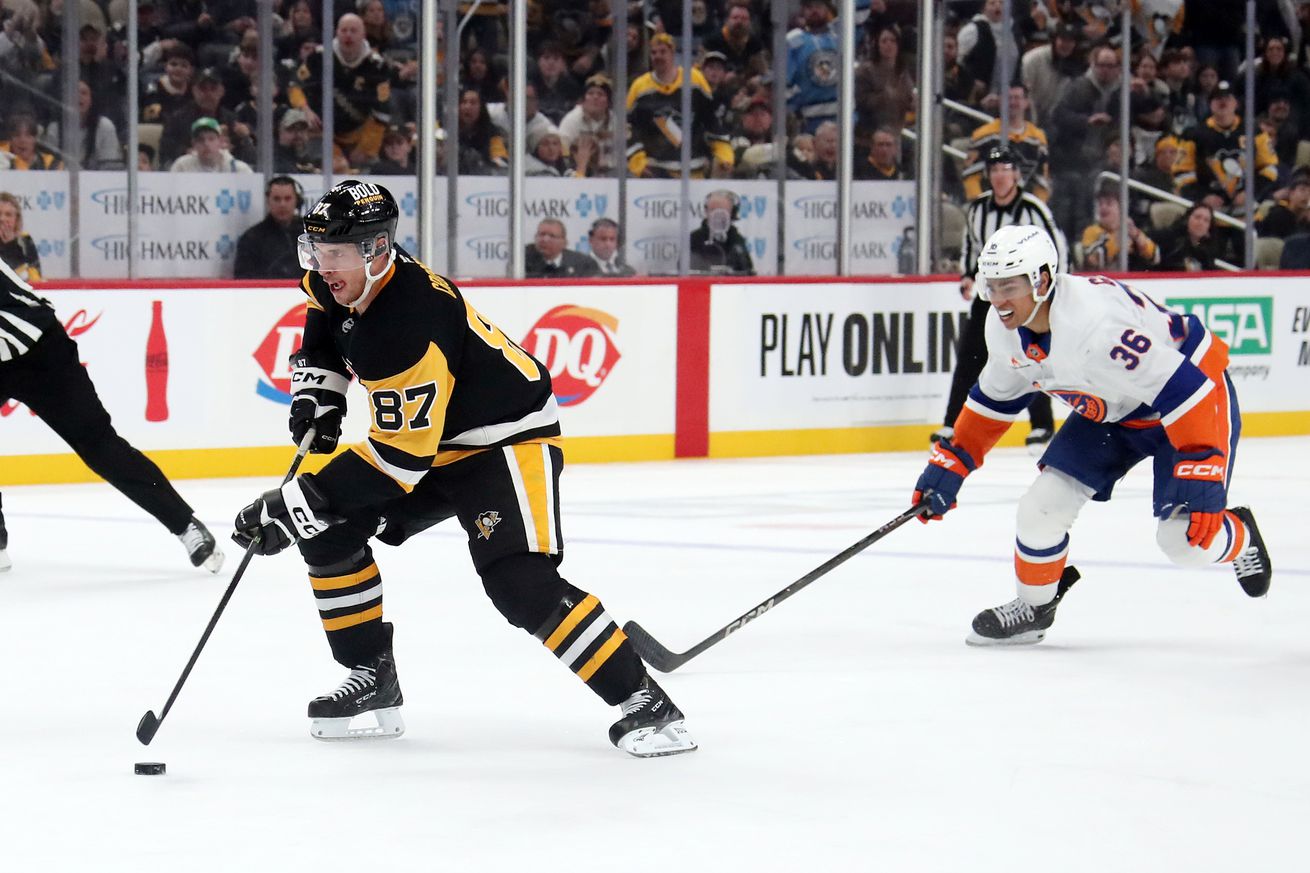 NHL: New York Islanders at Pittsburgh Penguins