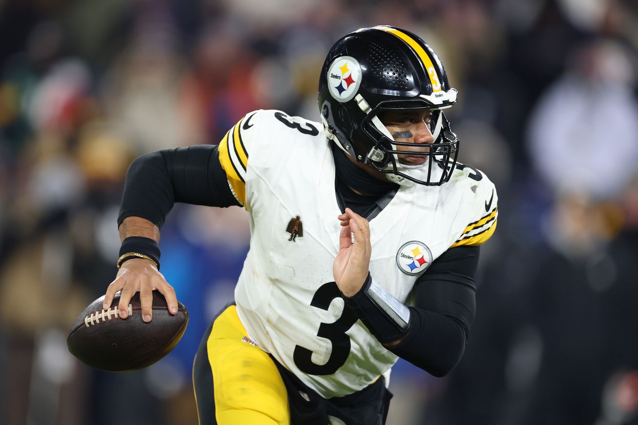 AFC Wild Card Playoffs: Pittsburgh Steelers v Baltimore Ravens