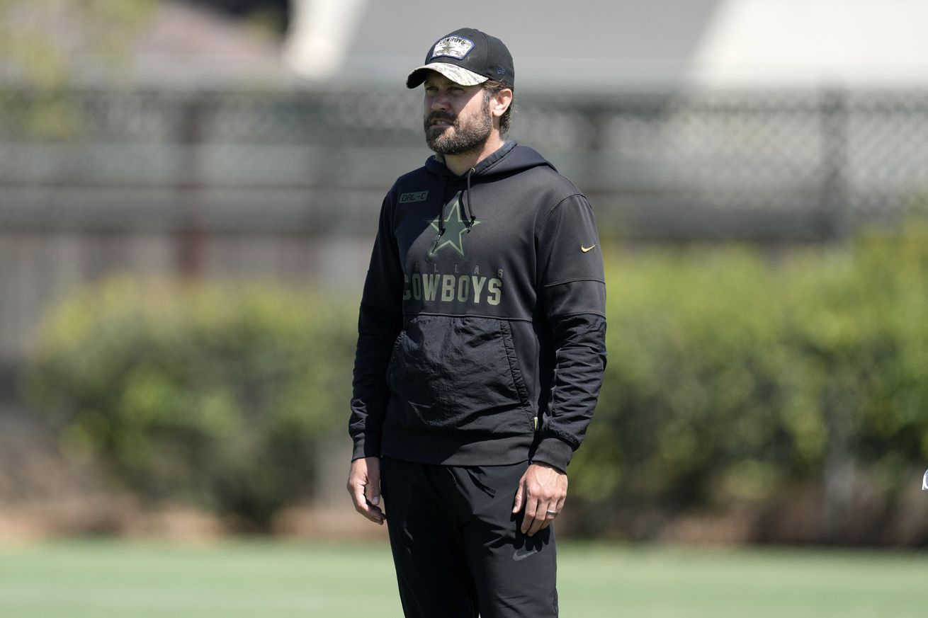 Dallas Cowboys linebackers coach Scott McCurley during joint practice against the Los Angeles Chargers at Jack Hammett Sports Complex. 