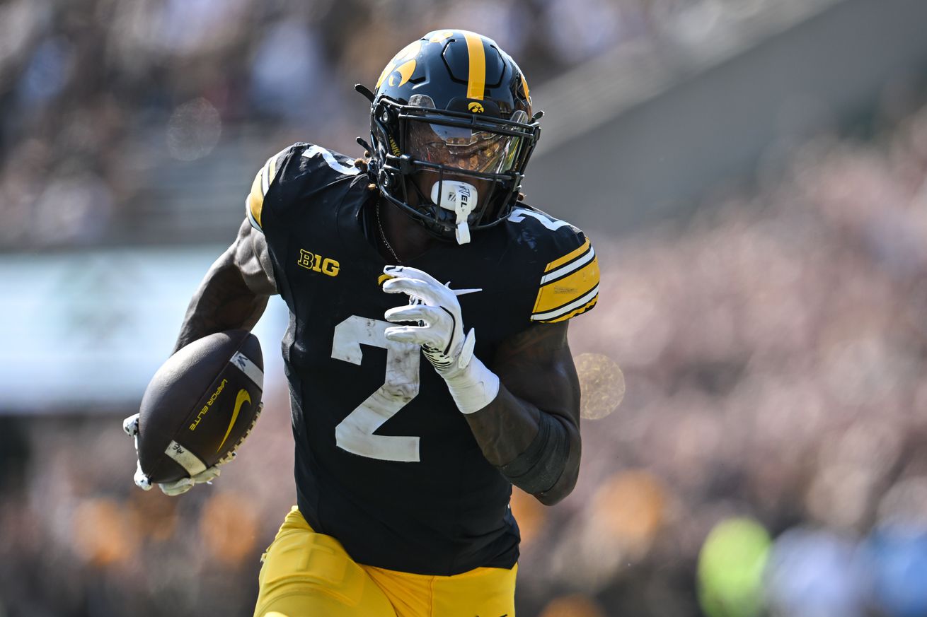 NCAA Football: Washington at Iowa